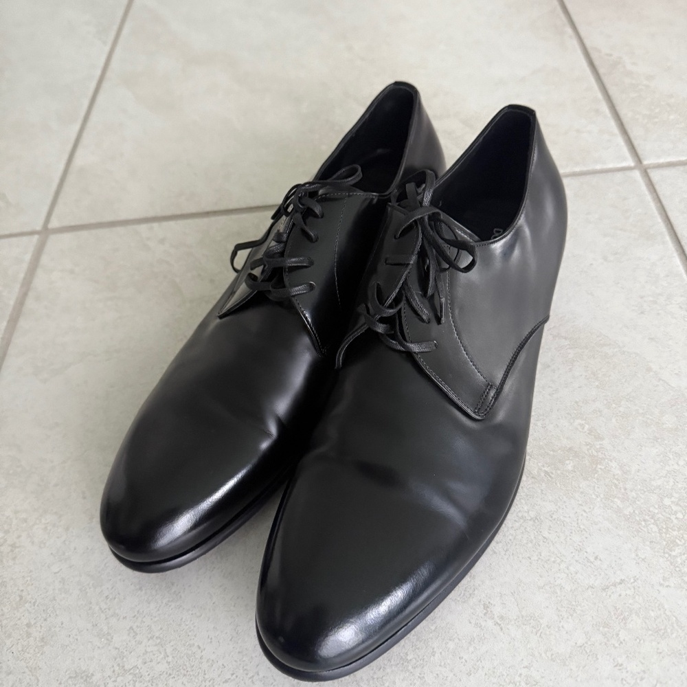 Dolce & Gabbana Black Leather Oxford Dress Shoes – Men’s Size 10, Made in Italy